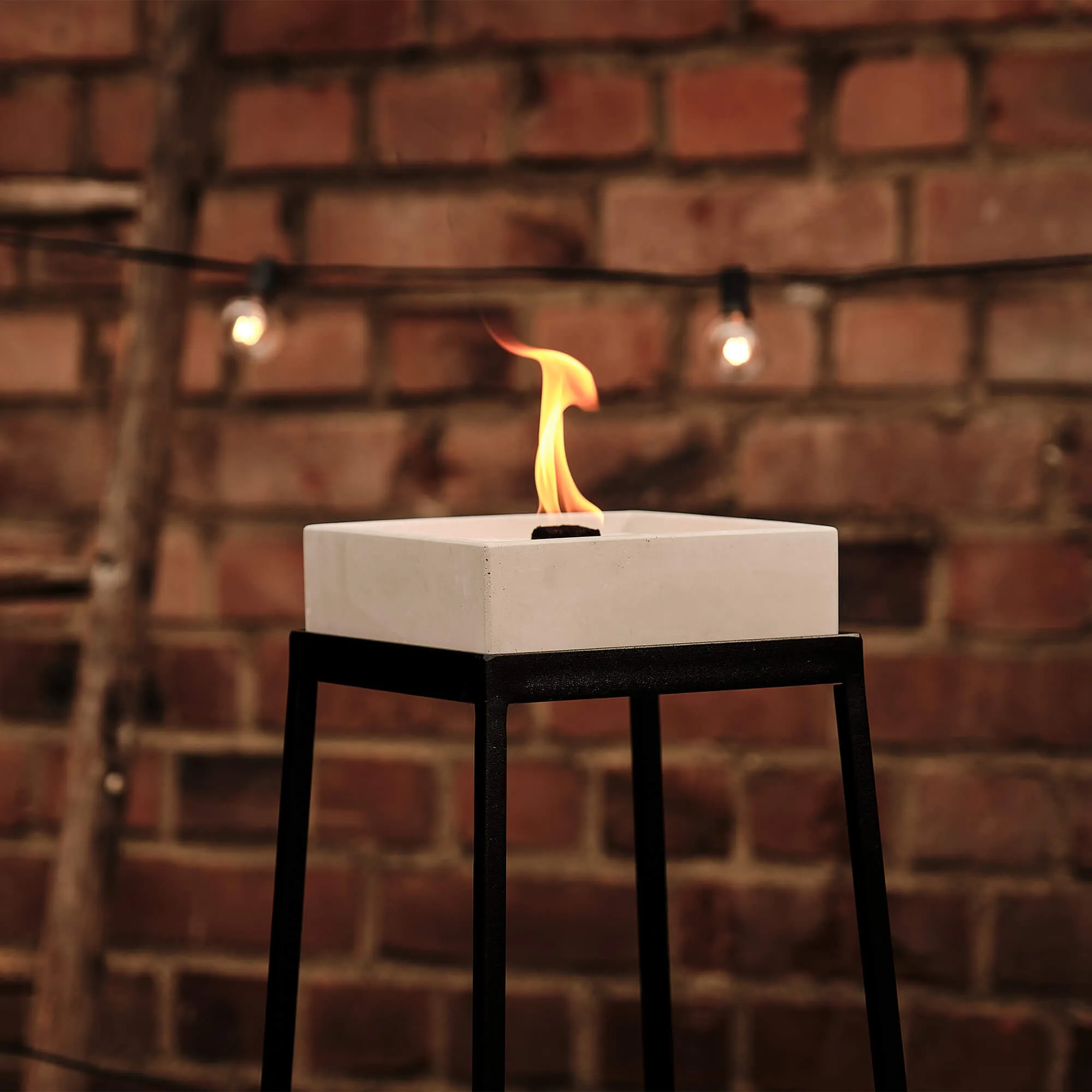 betonfeuer-set-meru-l-balkon-terrasse-garten-stimmung-webp betonfeuer-set-meru-l-balkon-terrasse-garten-stimmung.webp